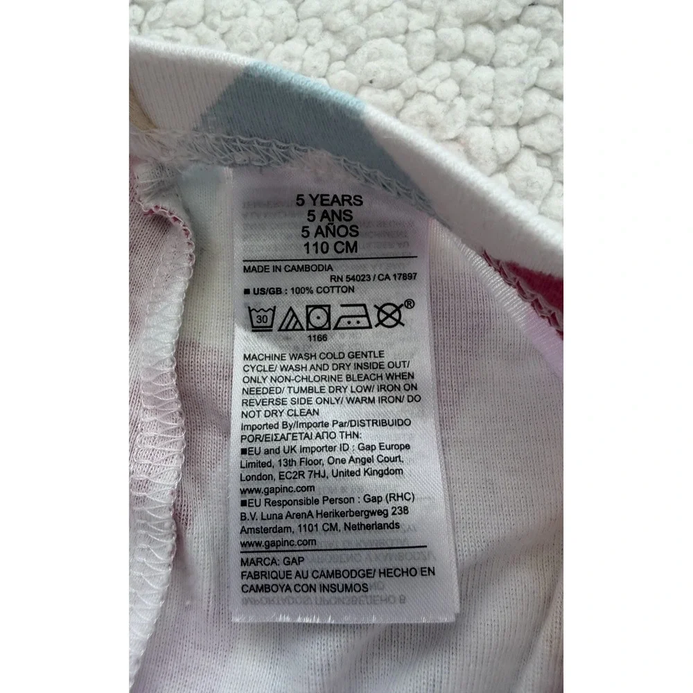 Old Navy & Gap this lot